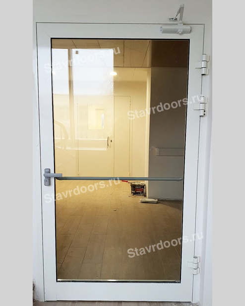 Алюминиевые противопожарные остекленные однопольные двери EIW-60