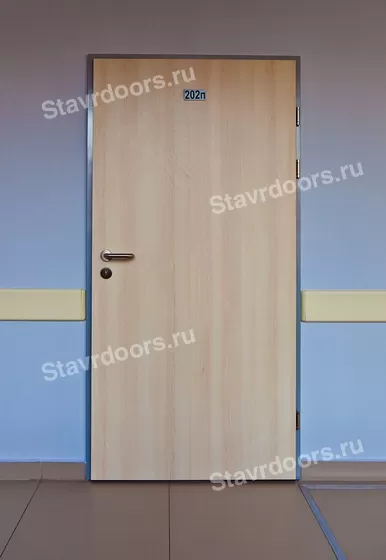 Деревянная противопожарная дверь EI60 в металлической коробке