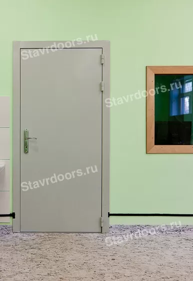 Рентгенозащитные металлические распашные двери